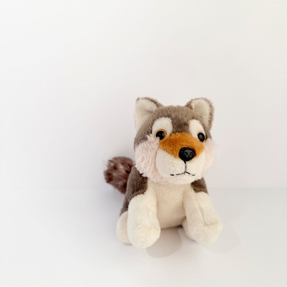 Wild Republic Timber Wolf Plush Stuffed Animal Brown Grey Sitting Toy 5” in